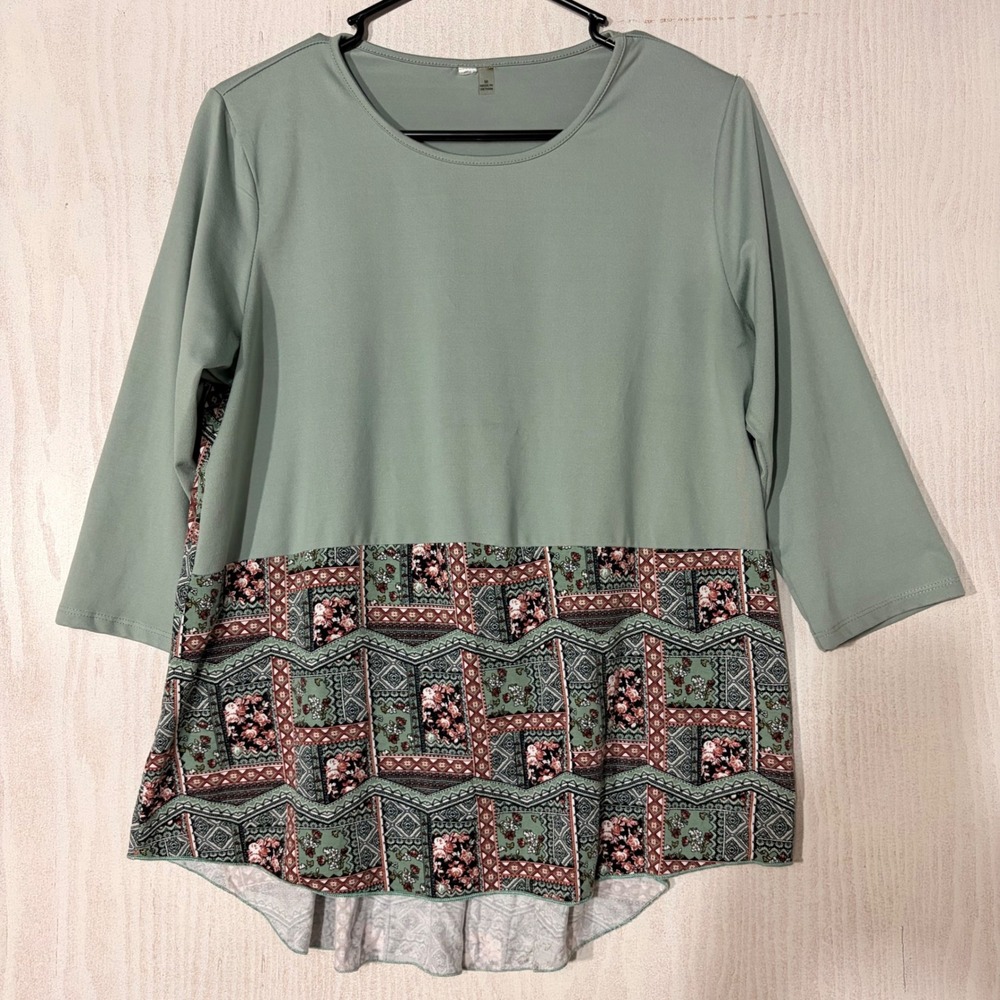 Unbranded 3/4 Sleeve Top Women M Green Floral Mixed Media RSU0049 BOHO